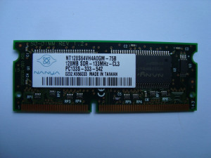 Памет за лаптоп SDRAM 128MB Nanya IBM T23